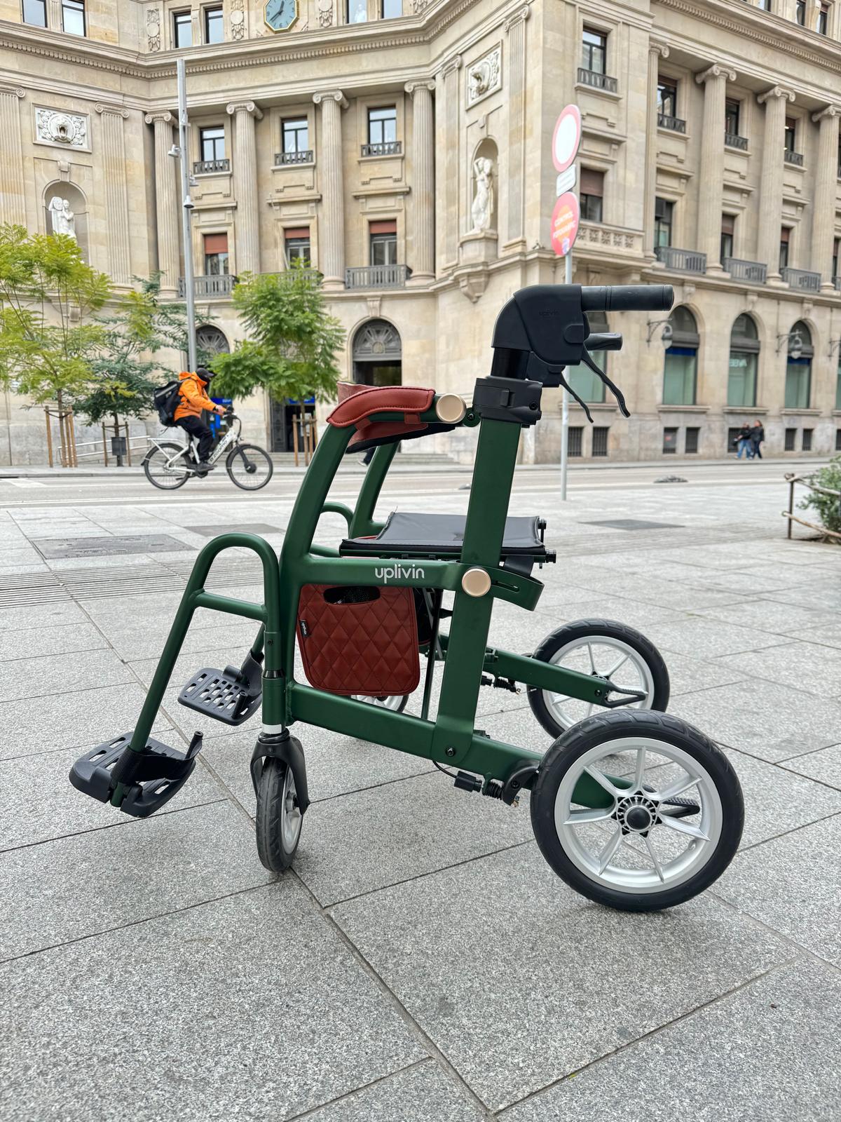 Rollator / Transportrollstuhl Glide