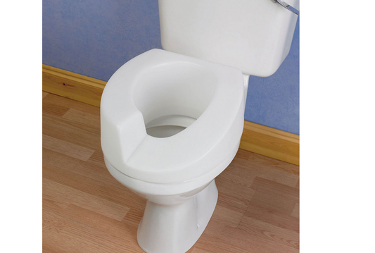 Toilettenaufsatz mit Ausschnitt