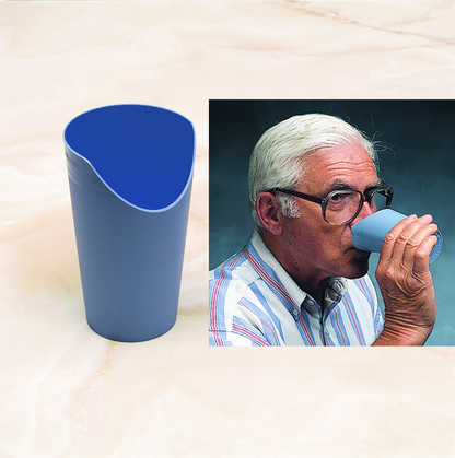 Trinkbecher mit Nasenausschnitt